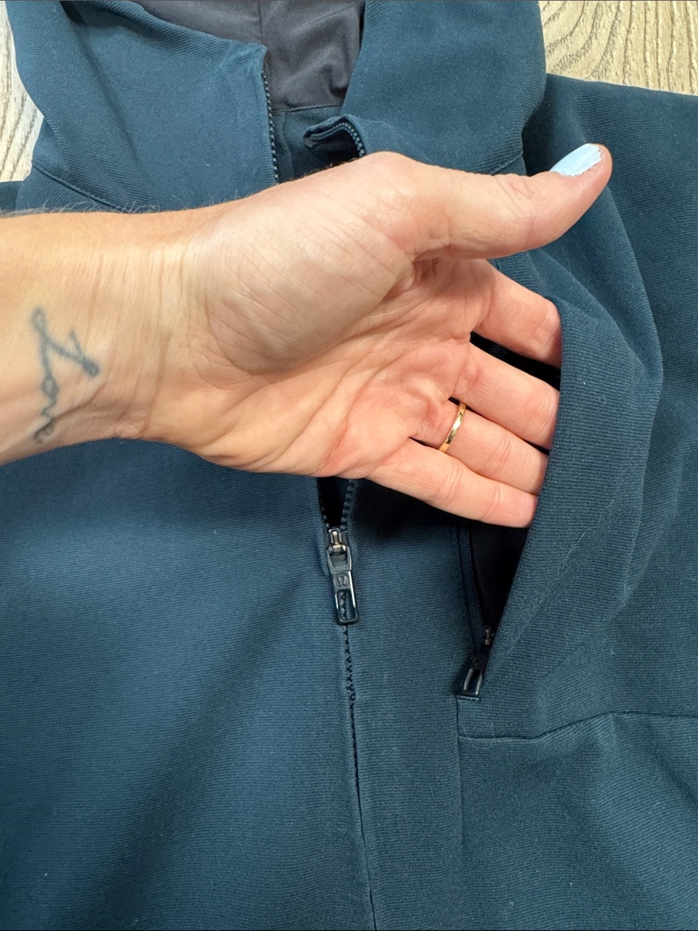 Lululemon Jacket - Picture 3 of 7
